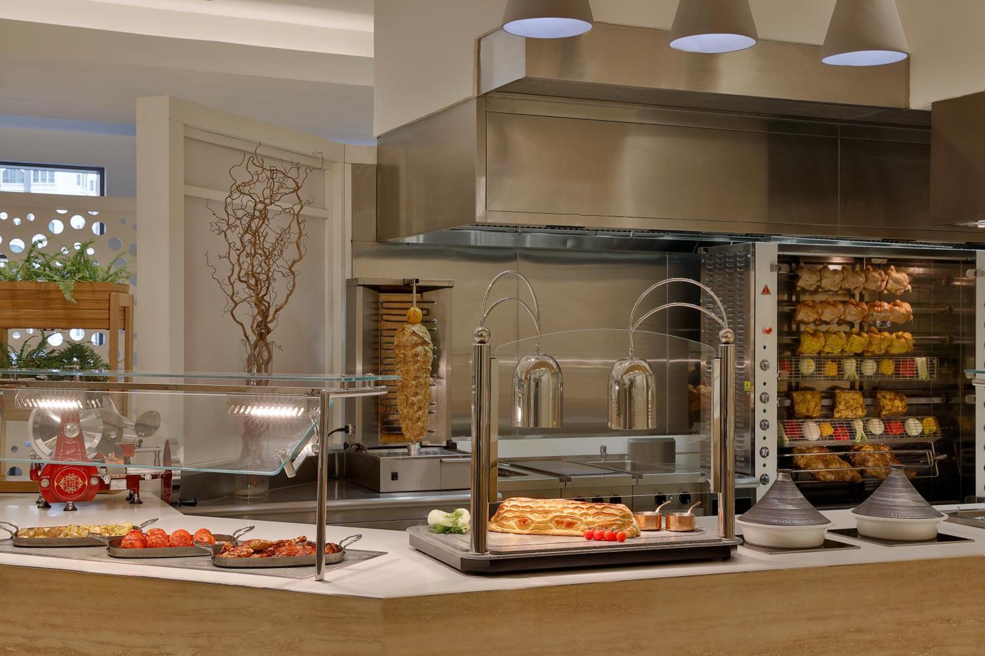 Jumeirah Jabal Omar Makkah Mekke Dış mekan fotoğraf A typical buffet